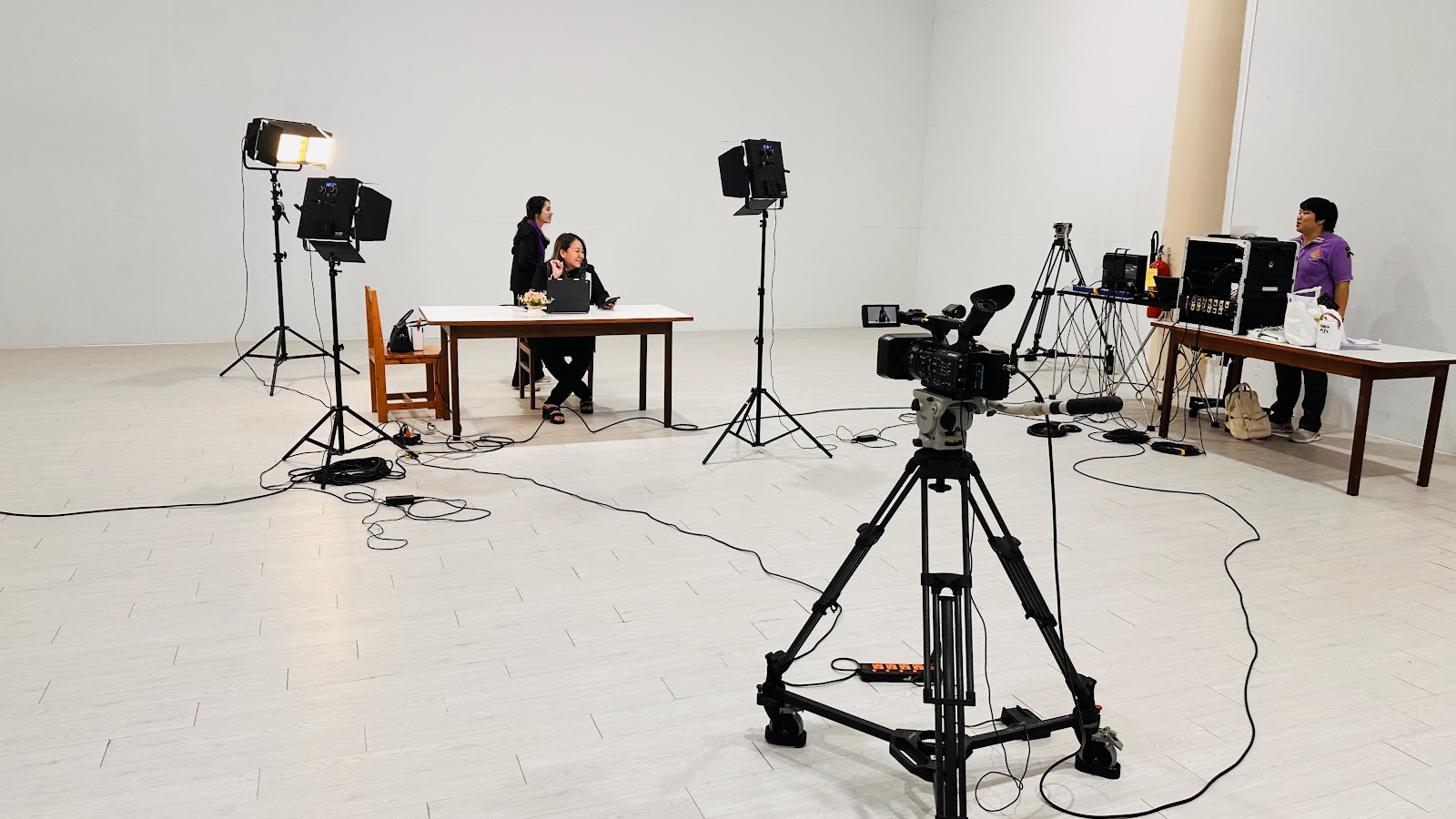 ผลงานถ่ายทำของทีมงาน ภาพที่ 4