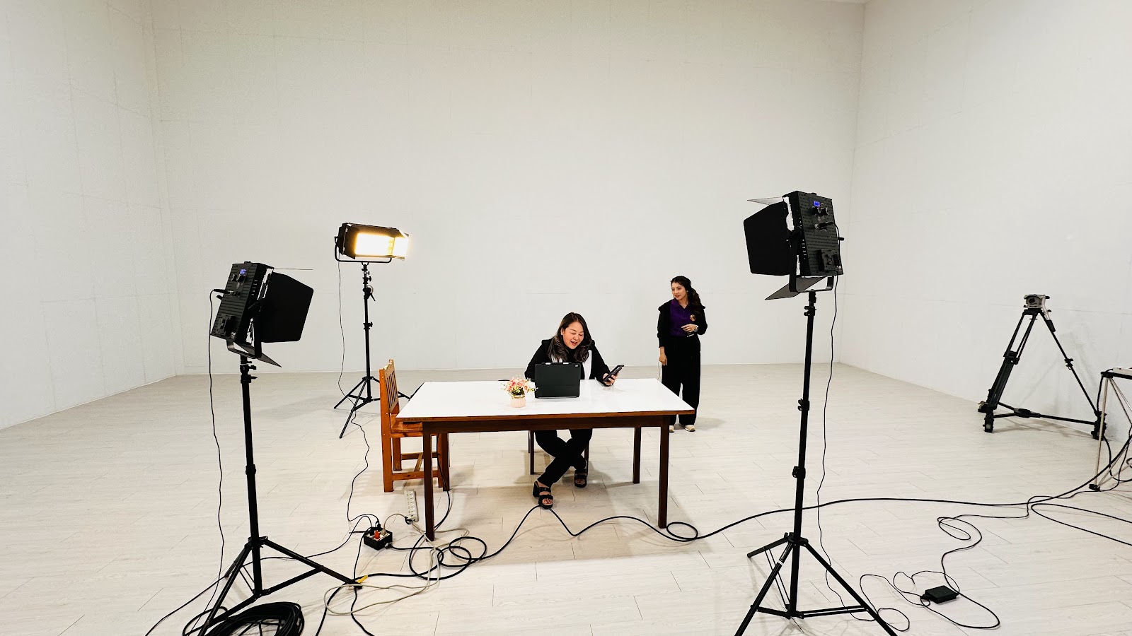 ผลงานถ่ายทำของทีมงาน ภาพที่ 8